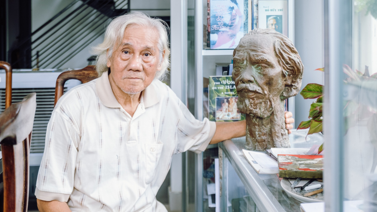 Ho Huu Thu: An artist painting the dreamscape in tranquil silence