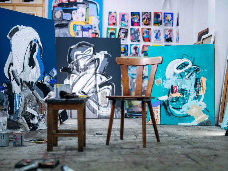 Custom painting commissions are available for specific subjects, materials, and dimensions.